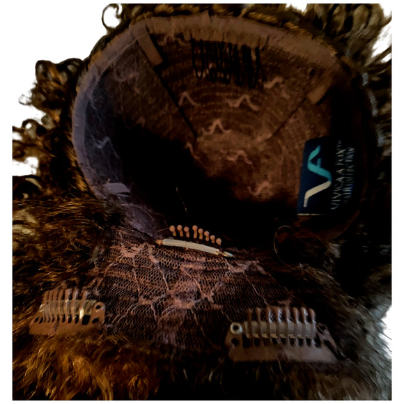 Vivica A Fox Bang-N-Bun Curly Hairpiece Wig P4/27/30 NWT - A836W-4 - Picture 7 of 11